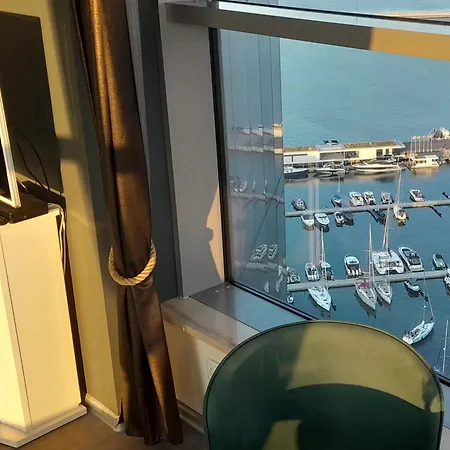דירה Sea Towers - Panoramic Sky Penthouse - 28Th Floor גדינייה