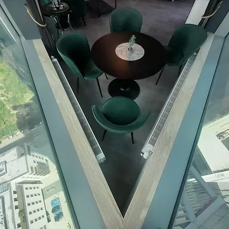 Sea Towers - Panoramic Sky Penthouse - 28th Floor Apartmán