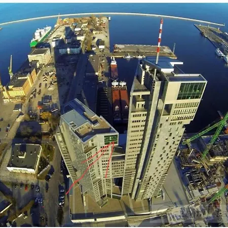 Ikona Sea Towers - 28th Floor - 360 Panorama Penthouse - * グディニャ