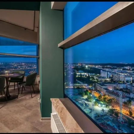 Sea Towers - Panoramic Sky Penthouse - 28th Floor Apartmán *