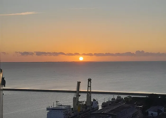 Sea Towers Penthouse -28th Last Floor - 360 Panorama - Ikona Baltyku * Gdynia